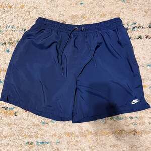 Nike Sportswear Club Woven Flow Shorts - Midnight Navy